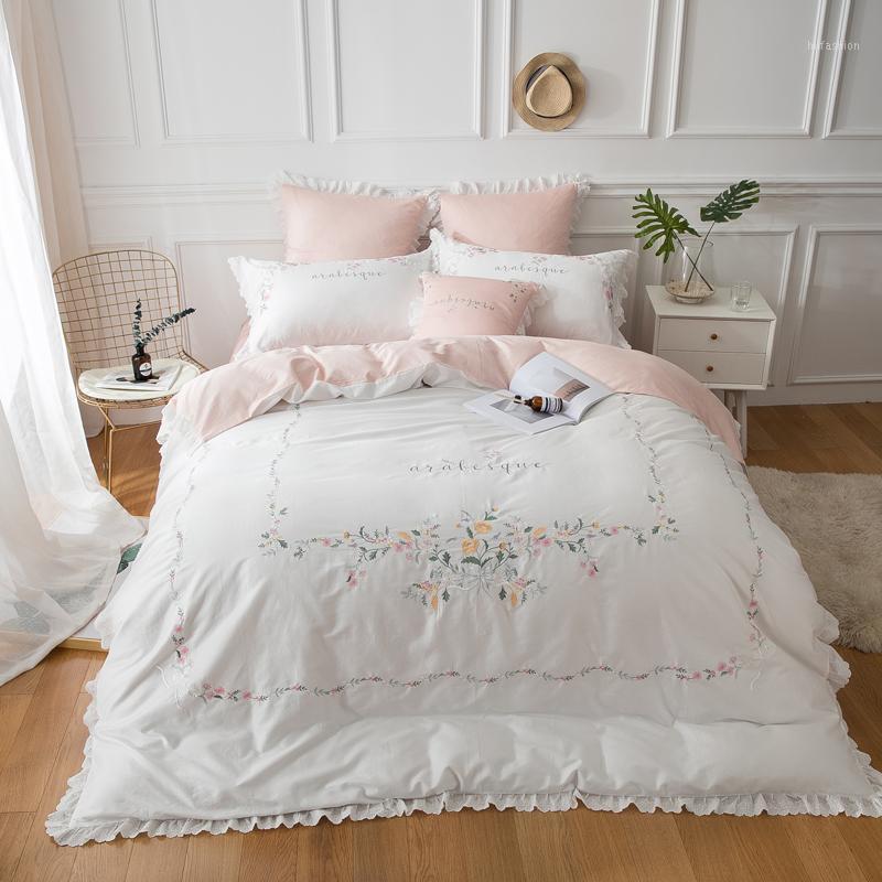 

2020 Egyptian cotton bedding sets white Embroidery bed linen duvet cover bed sheet pillow case set king queen size1