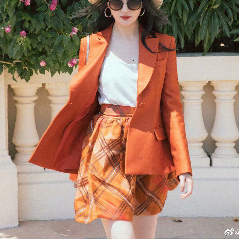 

2021 New Autumn Style with Long-sleeve Neck Cleavage Suit Clothing Qytq, Coral red