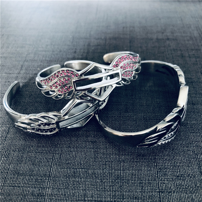 

Newest Pink Black Clean Crystal Wings Motorcycles Bangle 316L Stainless Steel Biker Style Angle Wings Bracelet For Lady Girls