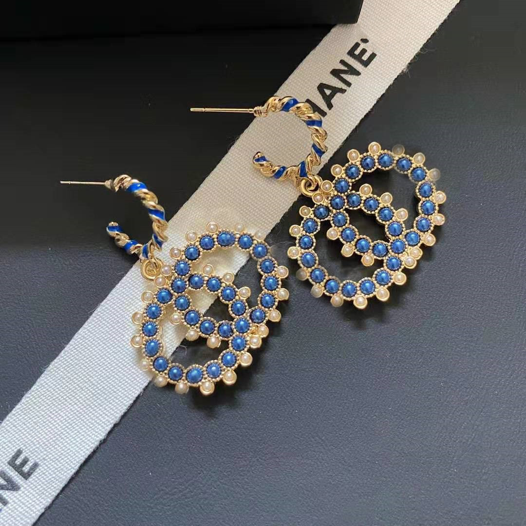 

2021 NEW designer jewelry Xianggranny Blue Pearl Earrings small fragrance fashion temperament personality fashion earrings girl
