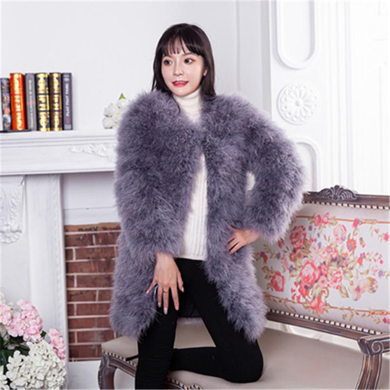 

2020 New Quality Turkey Ostrich Feather Vest Winter Women' Long Fur Coats Trendy Female Jackets Light Luxury Lady Outerwear, White