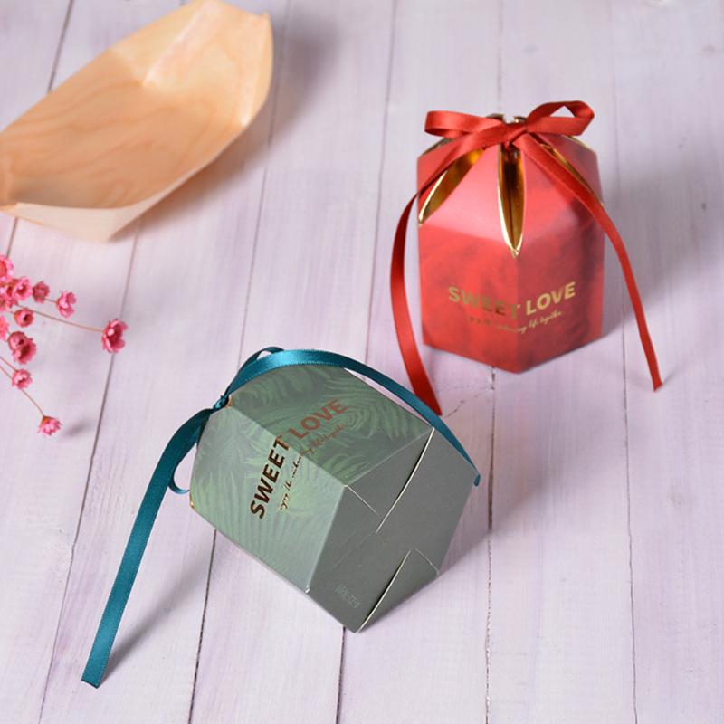 

Cute Yurt Style Gift Box Easily Fold Assemble Deformed 50cs/Set Hexagon Shaped For Candy Cookies Pastry Packing