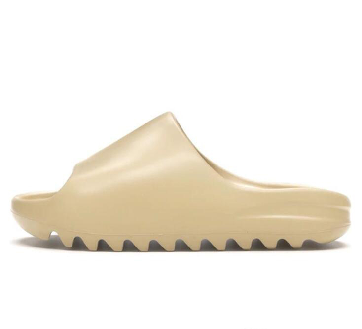 

Big Size 13 Foam Runner Kanye West Clog Sandal Triple Black Slide Fashion Slipper Women Mens Designer Beach Sandals Slip-on #632 slippers, Color4