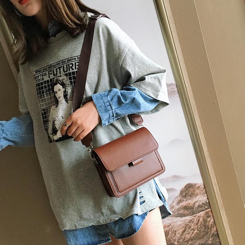 

Small square bag shoulder bag