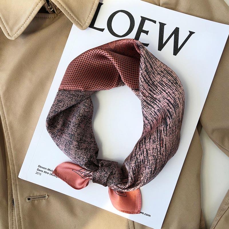 

2020 Autumn 100% Silk scarf Women Fashion Luxury Small Square Neck Scarves For Ladies Neckerchief Bandana Skinny shawl 53*53 cm