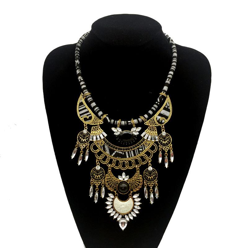 

Bohemian style stylish rice bead ceramic pendant necklace FY19052626