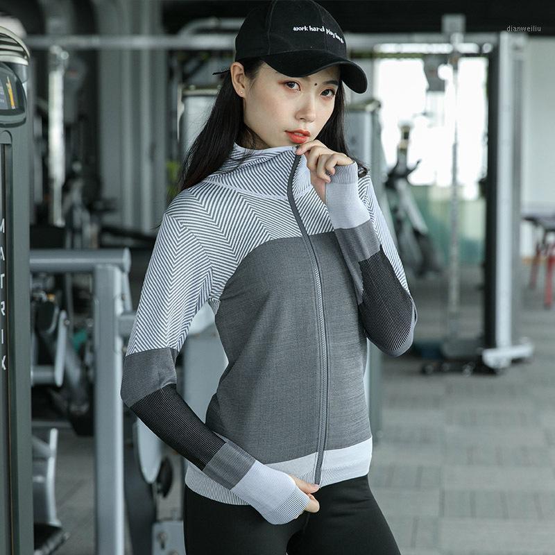 

Women Hooded running jacket Long Sleeve Sweatshirt hoodie Ladies Yoga Tops Sports Zipper Jacket Fitness Gym Shirts Clothes1, Black