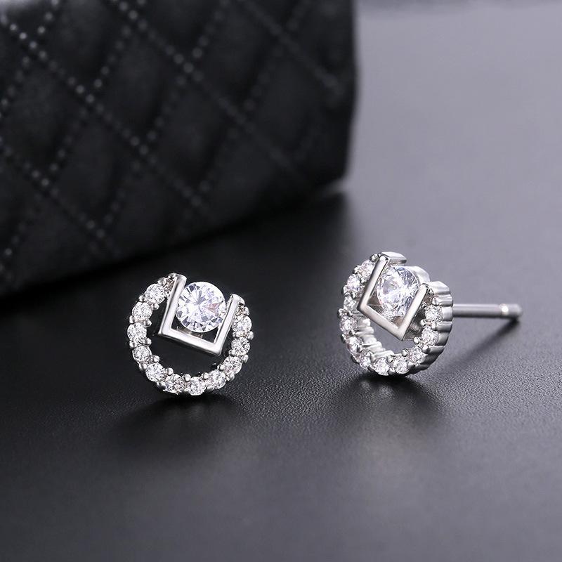 

Han Guodong door to sell the new circle of square set zircon earrings earrings ins adorn article, Golden;silver
