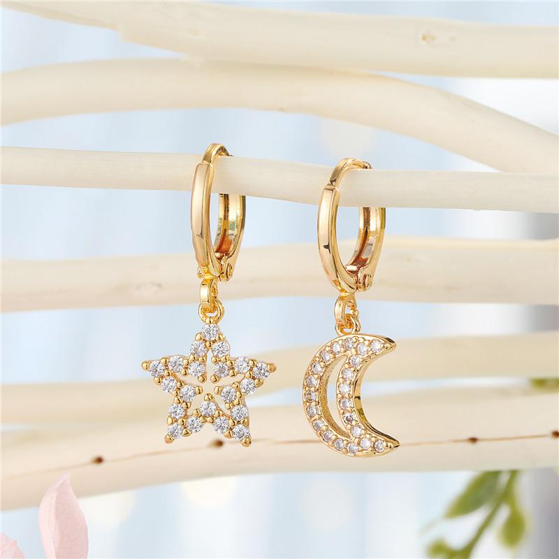 

1Pair New Shiny Hollow Rhinestone Star Moon Hoop Earrings For Women Unique Gold Metal Color Asymmetric Stud Earrings Jewelry