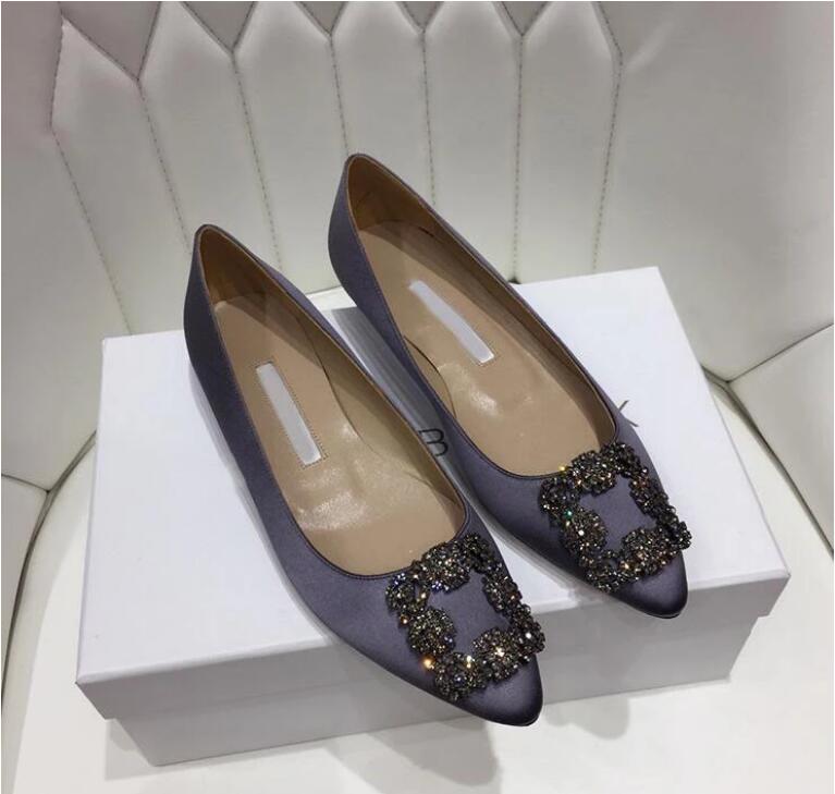 

2020 women flat shoes Satin flat sole pointed wedding shoes red bridal banquet Rhinestone Buckle single shoes 35-42 Not including boxes, White