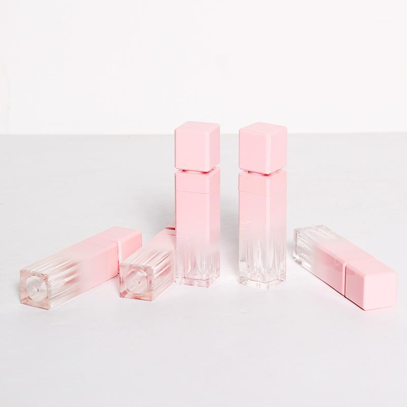 

Wholesale Pink Empty Lip Gloss Tube Square Pink Lip Gloss Bottle Lipgloss Container With applicator Cosmetic Lipstick Packaging1