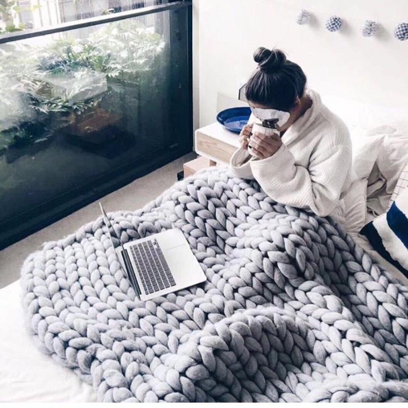 

Handmade Chunky Knit Knitted Blanket For Sofa Bed TV Soft Warm Thick Yarn Bulky knitted Blanket Fluffy Wool Blankets Cover1