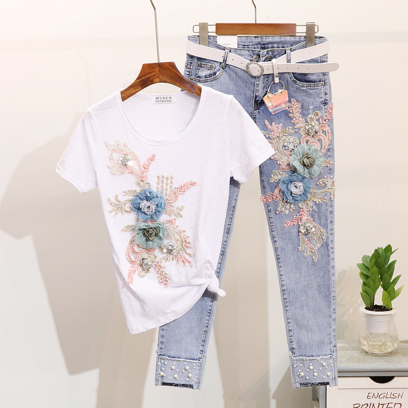 

Summer Short Sleeve Two Piece Set Women Heavy Work Embroidery 3D Flower Tshirts + Pearl Jeans 2 Piece Set Casual Long Pants Suit T200702, White t-shirt