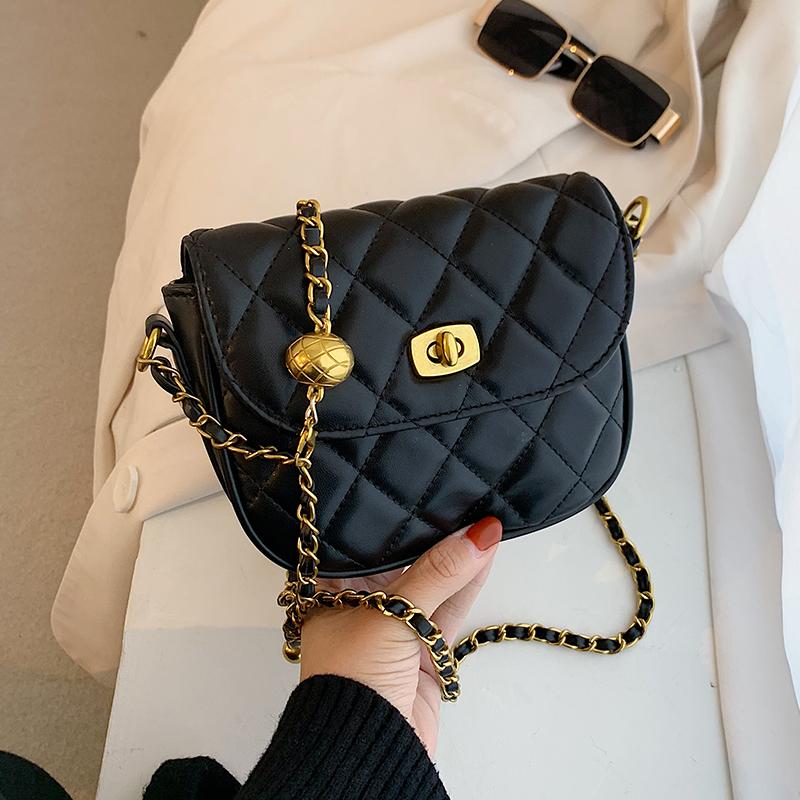 

Niche Design Rhombic Chain Female Bag Autumn/winter New Fashion All-match Crossbody Bag Western Style Square Width: 18cm, Beige