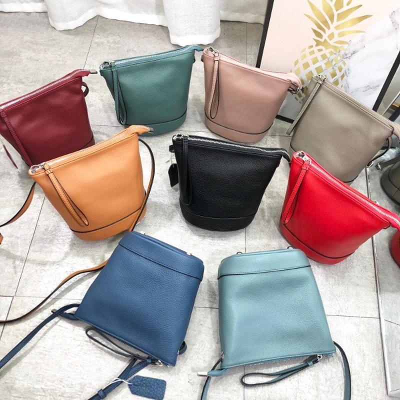 

free shipping 2020 the new style simple zipper genuine cow leather women one shoulder bag crossbody bag 21cm9 color