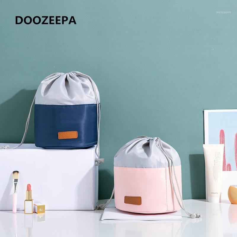 

Travel Makeup Bag Beautician Drawstring Cosmetic Bag Women Quick Toiletry Waterproof Barrel Organizer Makeup Pouch neceser1, Pink