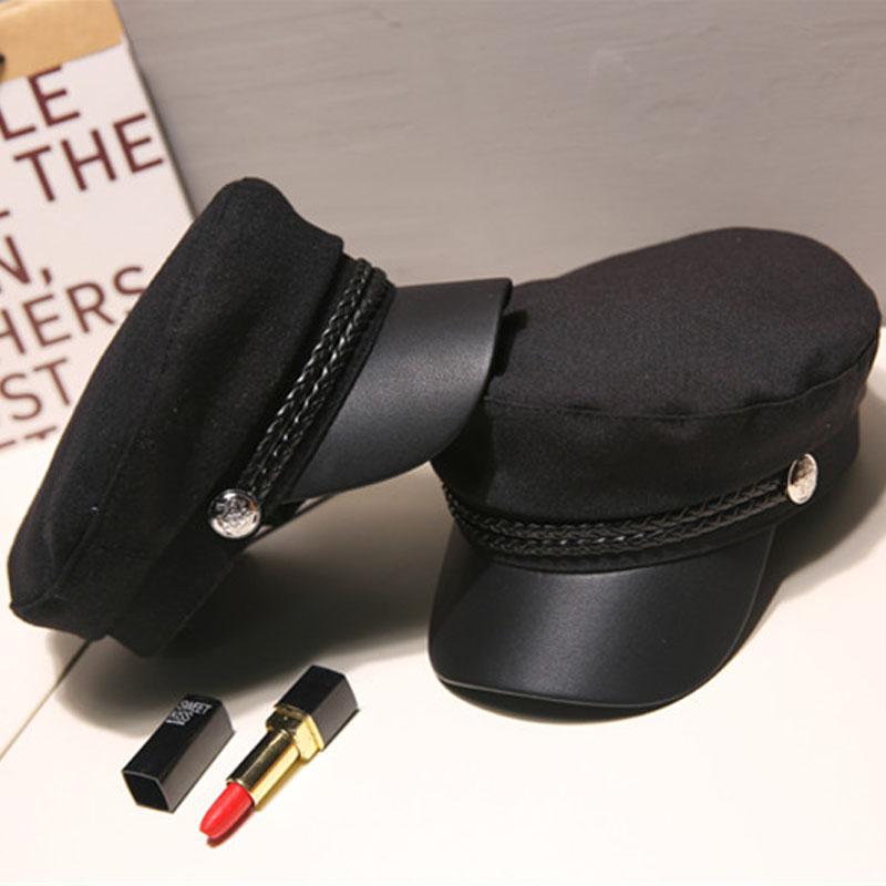 

Fashion Unisex PU Leather Hat Spring Autumn Sailor Hats for Women Men Black Grey Flat Top Captain Cap Travel Cadet Hat, Beige-thin