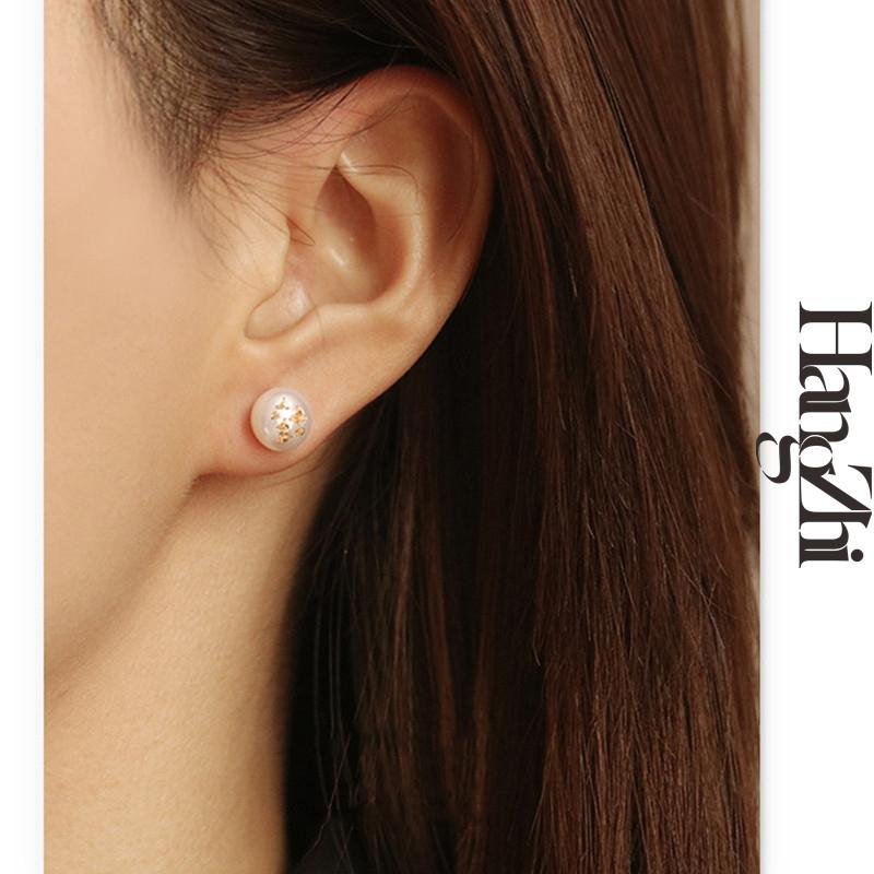 

Stud HANGZHI 2021 Vintage Elegant Gold Color Sequins Inlay Natural Freshwater Pearl Earrings For Women Girls Party Jewelry