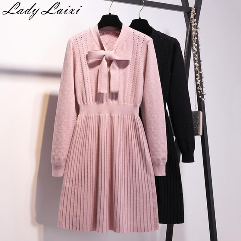 

2020 Autumn Winter Female Elegant Long Sleeve Slim Dresses New Fashion A-line Pleated Knitwear Knitted Sweater Dress for Women, Black