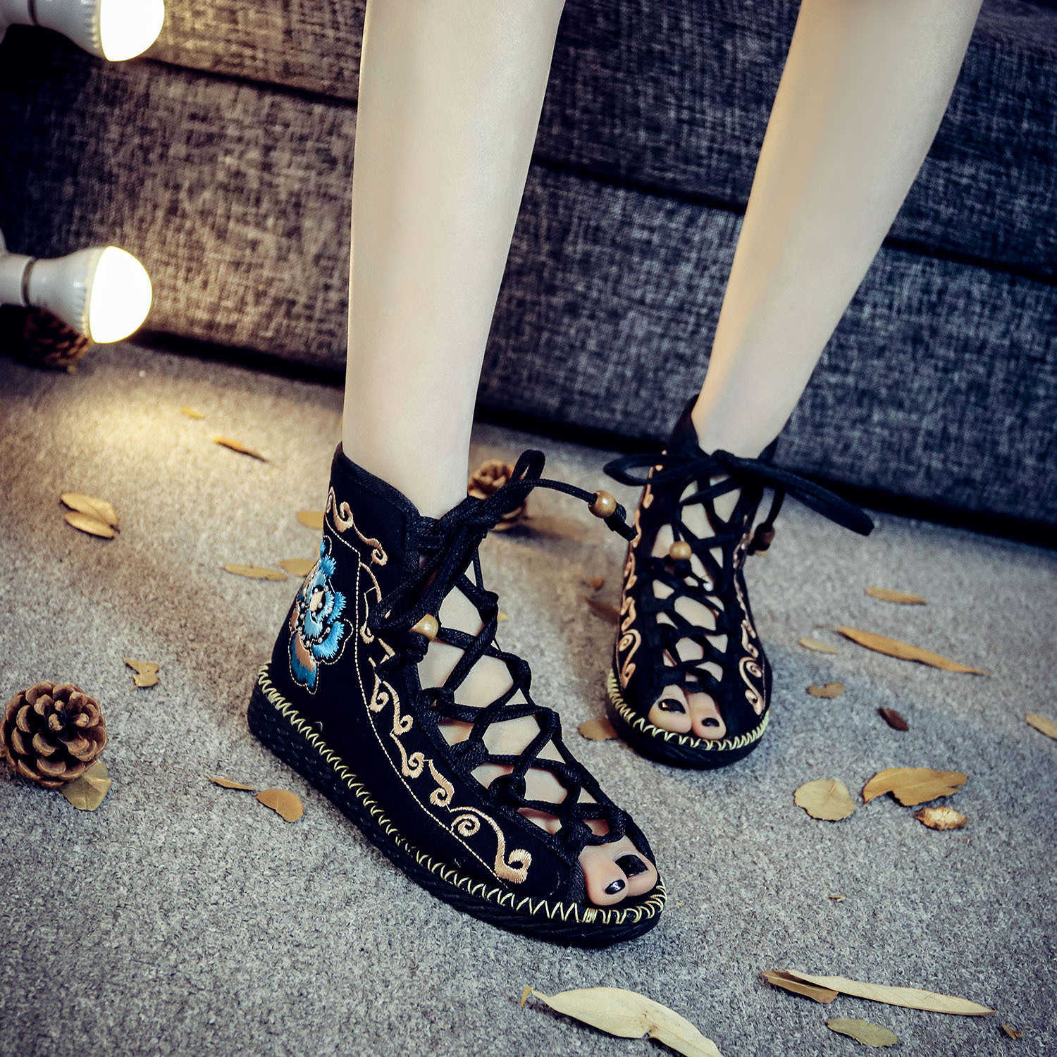 

Classic luxury Designer Women Gladiator Canvas Sandals Old Beijing Cloth Shoes Spring Summer Comfort Ladies Flat Sandials Embroidery China 2, Black
