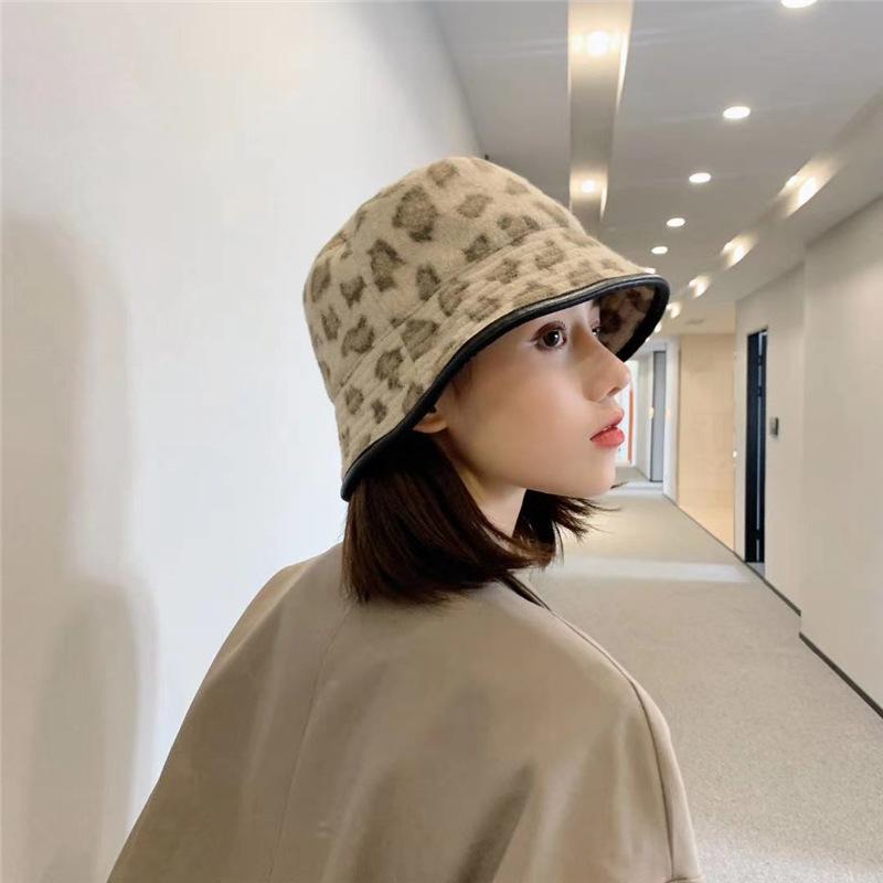 

Korean Net Red Wool Leopard Fisherman's Hat Women's Fashion, Khaki