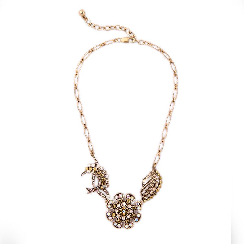 

Wholesale Newest Arrival Classic Gold Color Necklace Flower Crystal Pendant Neckalce For Women Cheaper