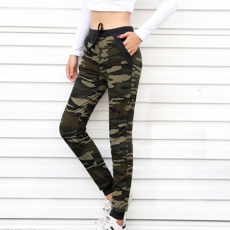 

RYLANGUAGE Camouflage Joggers Women Sweatpants Harem Camo Pants Drawstring Pantalones femme Mujer Female High Waist Pocket Tight 201119, Leopard