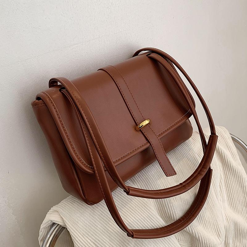 

Niche Design High-end Women Bag 2021 New Fashion Western-style Messenger Bag Shoulder Underarm Dual-use Width: 25cm, Black