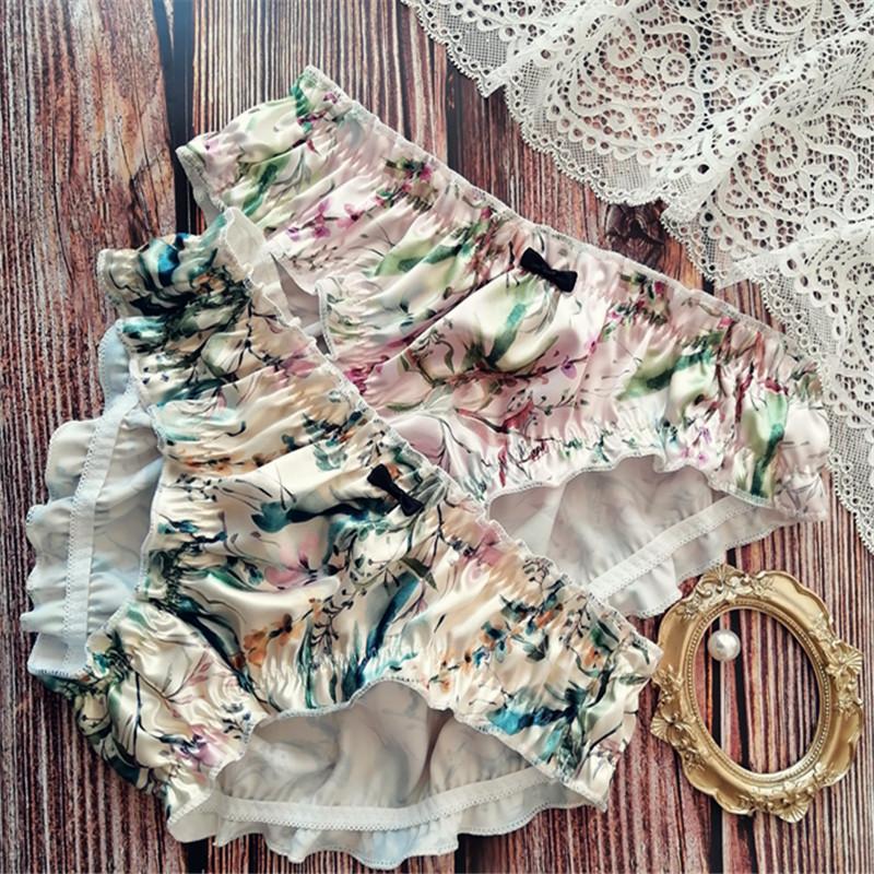 

Wriufred Retro printed panties cute floral girl briefs mid-waist pleated cotton ladies panties women large size underwear 2pcs, As picture show