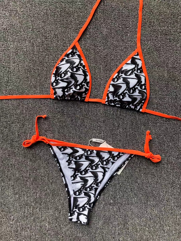 

2022ss Ms bikini beach swimming sexy letters with breast pad without steel Europe and wind