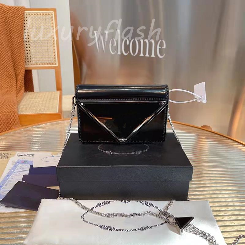 

Mini Big Triangle Chain Bags Designer Women Patent Leather Shoulder Phone Bag Tiny Cross Body Geometric Purses Triangle Sequin Fashion Lady