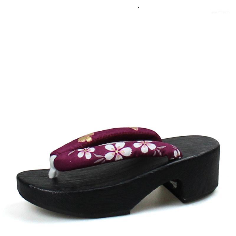 

Halloween Shoes for Women Japanese Traditional Cosplay Slippers Wooden Geta Flip Flops Kimono Oriental Sandals Sauna Wear1