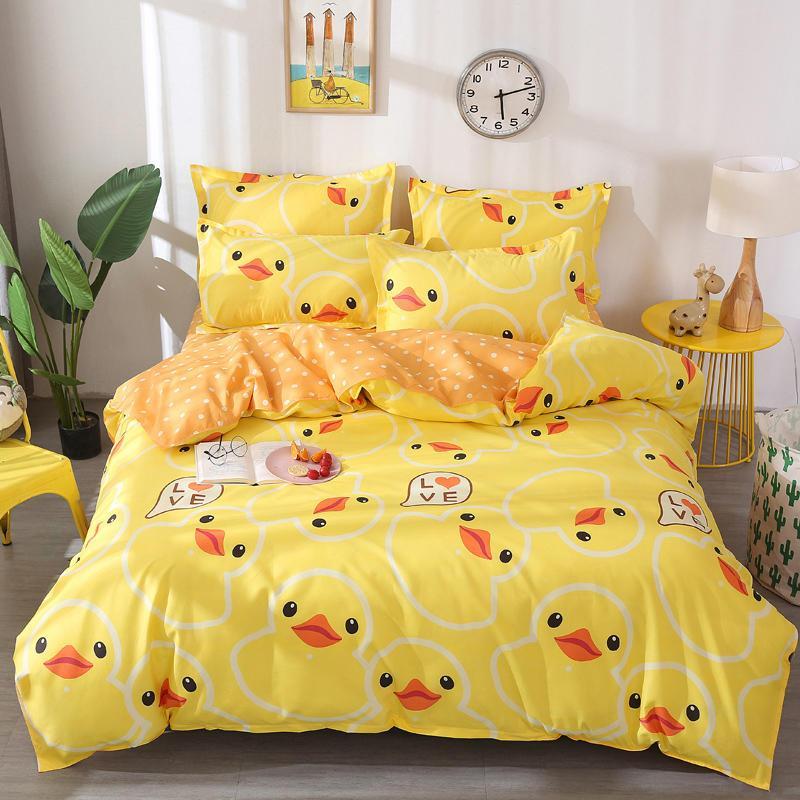 

Cute Yellow Duck Printing 3/4pcs Winter Bedding Set Duvet Cover Bed Flat Sheet Pillowcase Bedroom Supplies