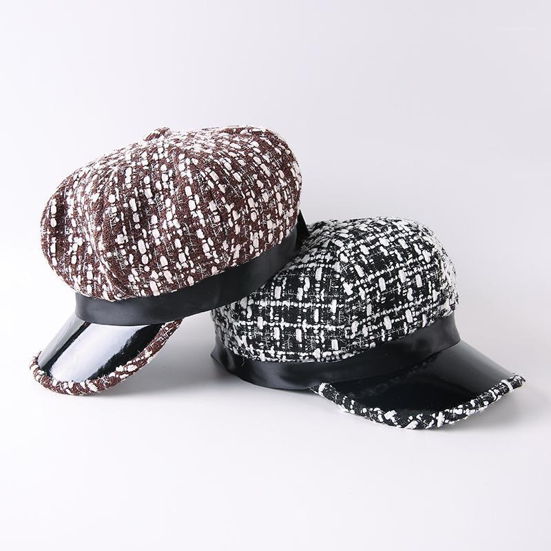

New beret women's autumn and winter color matching plaid navy hat warm hat leather brim winter outdoor1