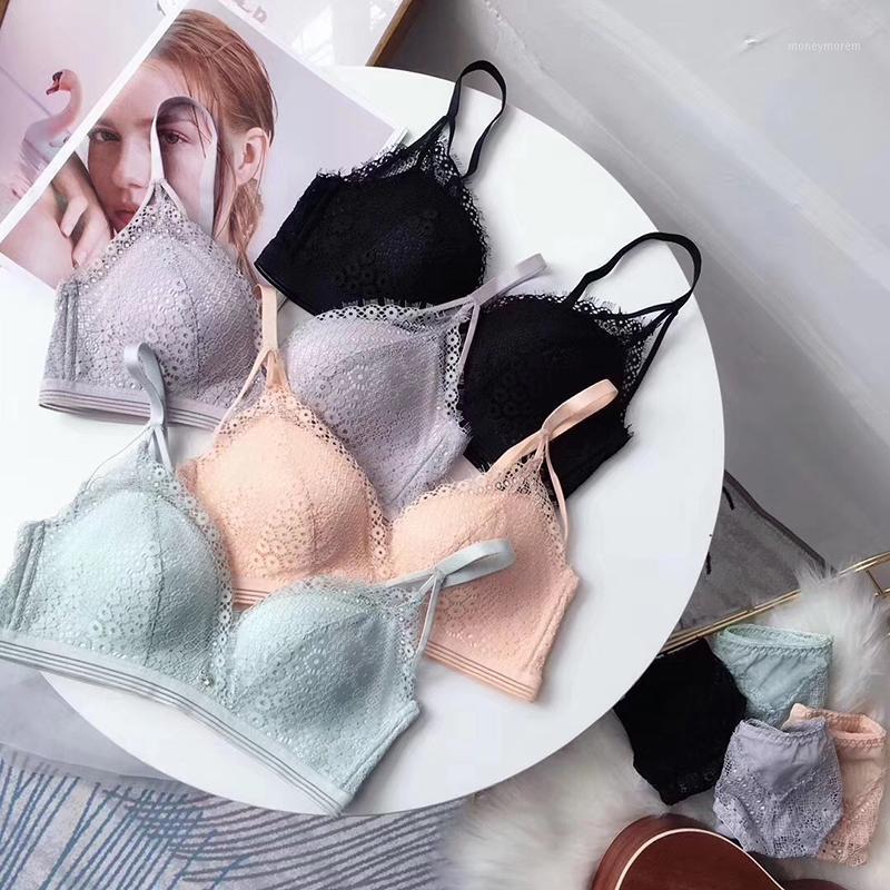 

lingerie bra set wire free sexy Cup AB lace 4 colors lace underwear set Women Seamless Embroidery push up Bralette and panties1, Black