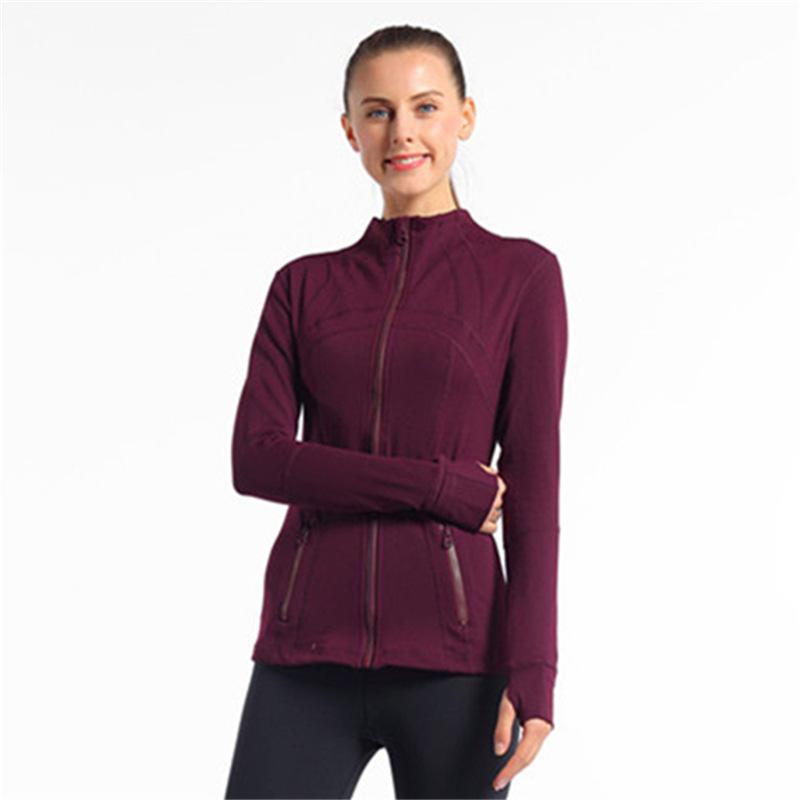 

Women's Yoga Slim Seamless Running Jacket Gym Long Sleeves Fitness Workout Quick Dry Elastic Zippered Outdoor Sports Jacket, Black