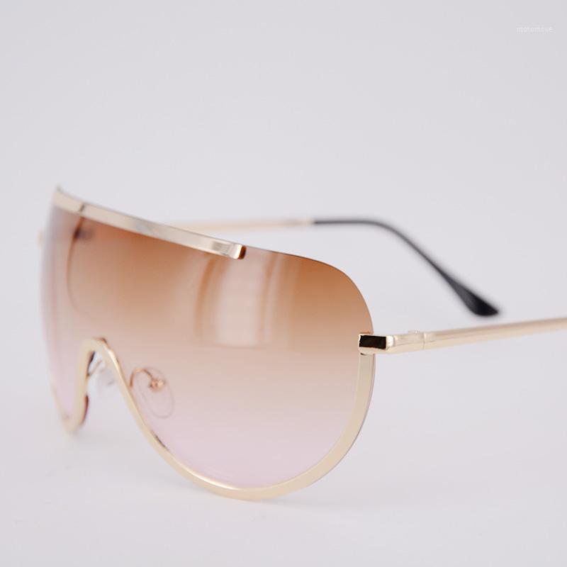 

Women's Oversized Sunglasses Brown Extra Big Eyeglasses for sale with case Pink Fashion Designer Lady's Shades for Woman Black1