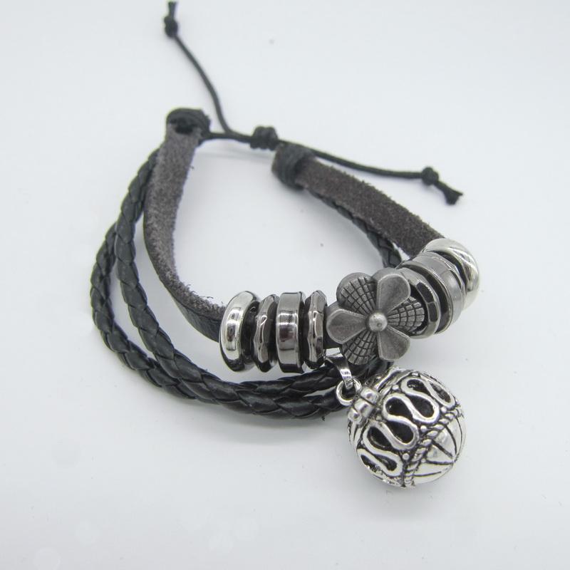 

Cheap Sale DIY Locket Charm Essemtial Oil Diffuser Leather Bracelet