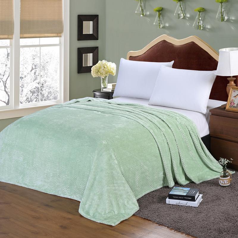 

2020 New Bed Travel Green Winter Ultimate Comfort Sofa Soft Solid Color Warm Micro Plush Fleece Blanket Throw Rug Sofa Bedding