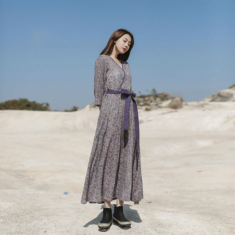 

Literary Retro Floral Print Cotton Linen Female 2021 Spring v Neck Stitching Sashes Temperament Dress Qi42, Purple