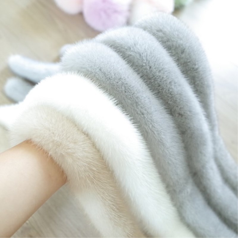 

2020 New winter popular fashion skin scarf long color vison female collar