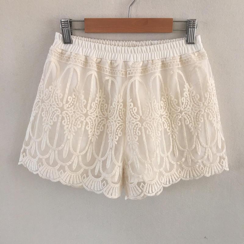 

2020 Spring Summer Elastic Waist Women Girls Lace Floral Hollow Out Shorts Pantalones Cortos Mujer femmes dentelle short, Black