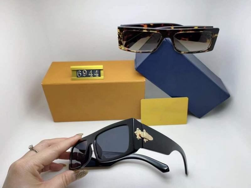 

New 6944 Luxury Women Pearl Sunglasses Fashion Full Frame Ladies Vintage Retro Brand Designer Eyeglasses Female Leisure Sun Glasses Tide