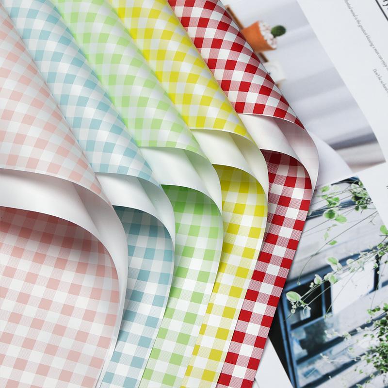 

Ins Hot Sale Waterproof Matte Plastic Film Flower Bouquet Packaging Paper Valentin's Day Gift Wrapping Material 20 Sheets/Pack
