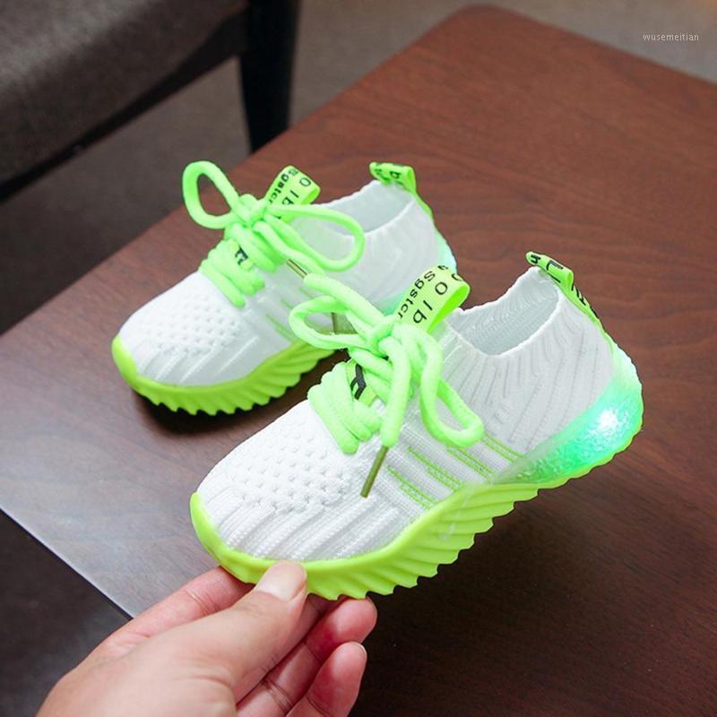 

New Children Luminous Shoes Boys Girls Sport Running Shoes Baby Flashing Lights Fashion Sneakers Toddler Little Kid LED Sneaker1, Black