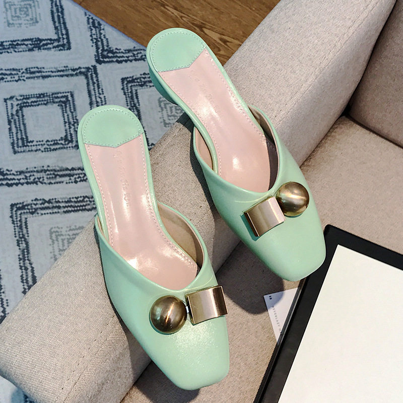 

2021 New Summer Women Slippers in Semi-high Heels Comfy Square Head Soft Leather Semi-slippers of the Ladies Skip, Green.