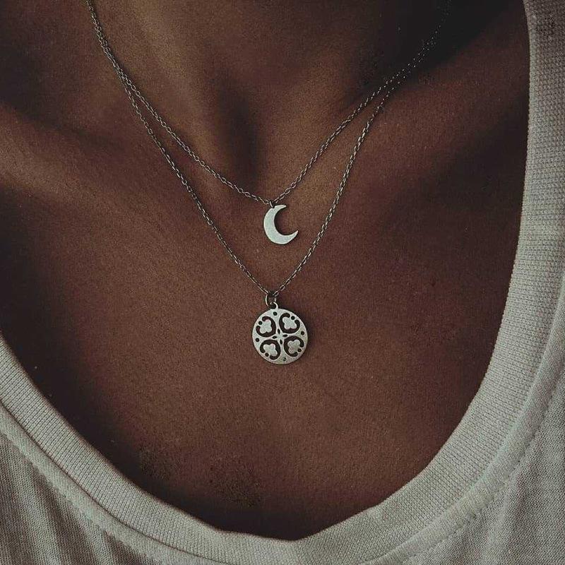 

Fashion statement necklace with zinc alloy for women pendant necklace with moon chain jewelry wholesale