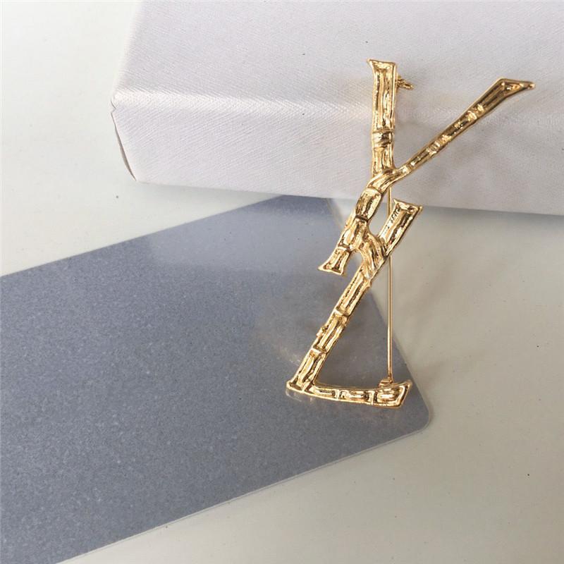 

Classic Vintage Gold L Brand Luxury Desinger Brooch Women Rhinestone Letters Brooches Suit Pin Fashion Jewelry Clothing Decoration High Qual