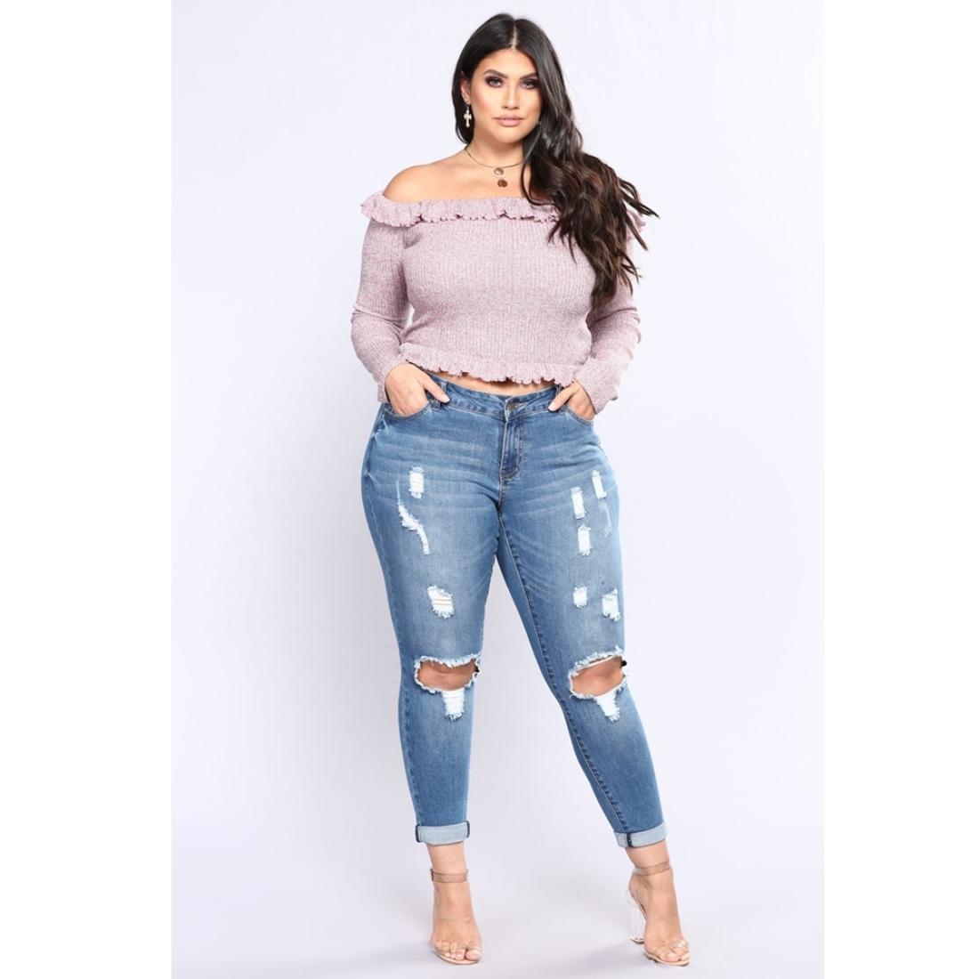 

Plus Sized Stretch Holes Jeans