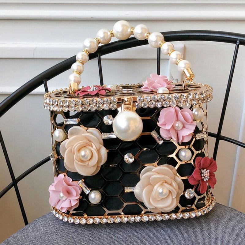 

Flower Metal Hollow Women Party Purses and Handbag Fashion Tote Bag with Pearl Handle Bags Female Chain Bag1, Black